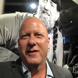 Meet your Posher, Stewart